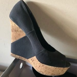 Wedge Shoe